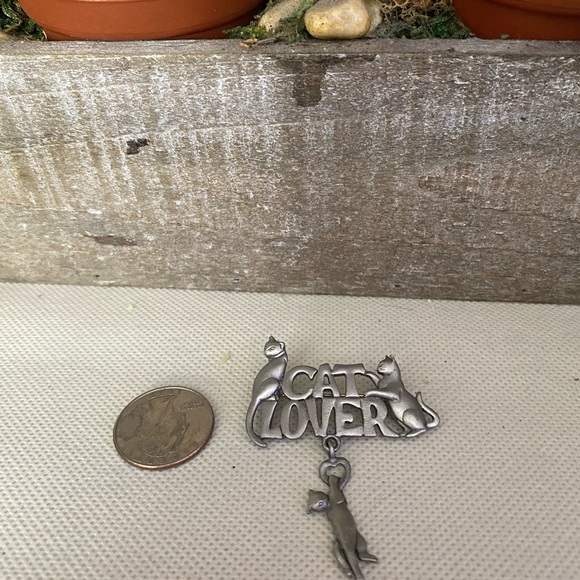 JJs House Jewelry - Cat Lover Silver Brooche